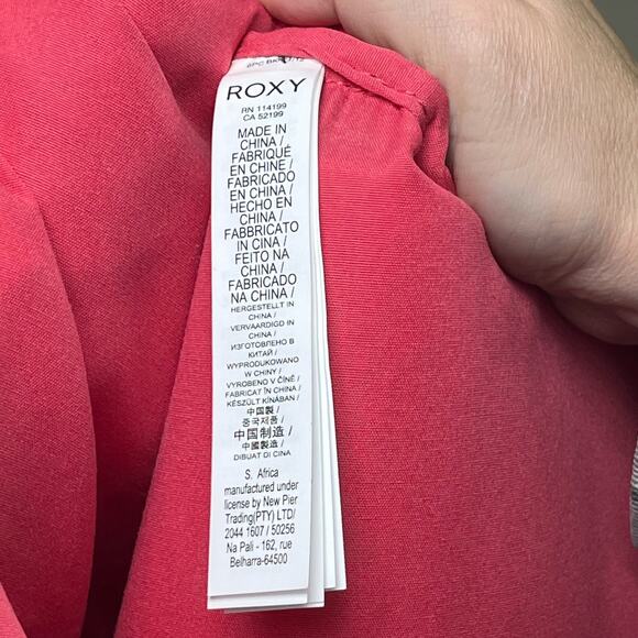 Roxy Stop & Share Red Isle Floral Backpack Bag - Picture 6 of 9